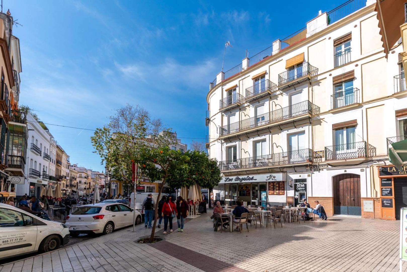 Atgr Luminoso Atico Con Terraza, Calle Antonia Diaz * Sevilla